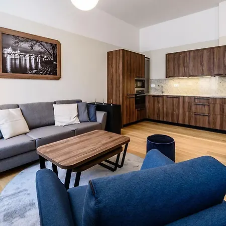 Apartment Chateau Savoy Serikova